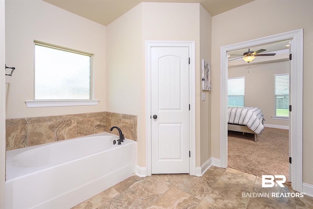 11350 Alabaster Drive Daphne, AL 36526 - Photo 18 of 37