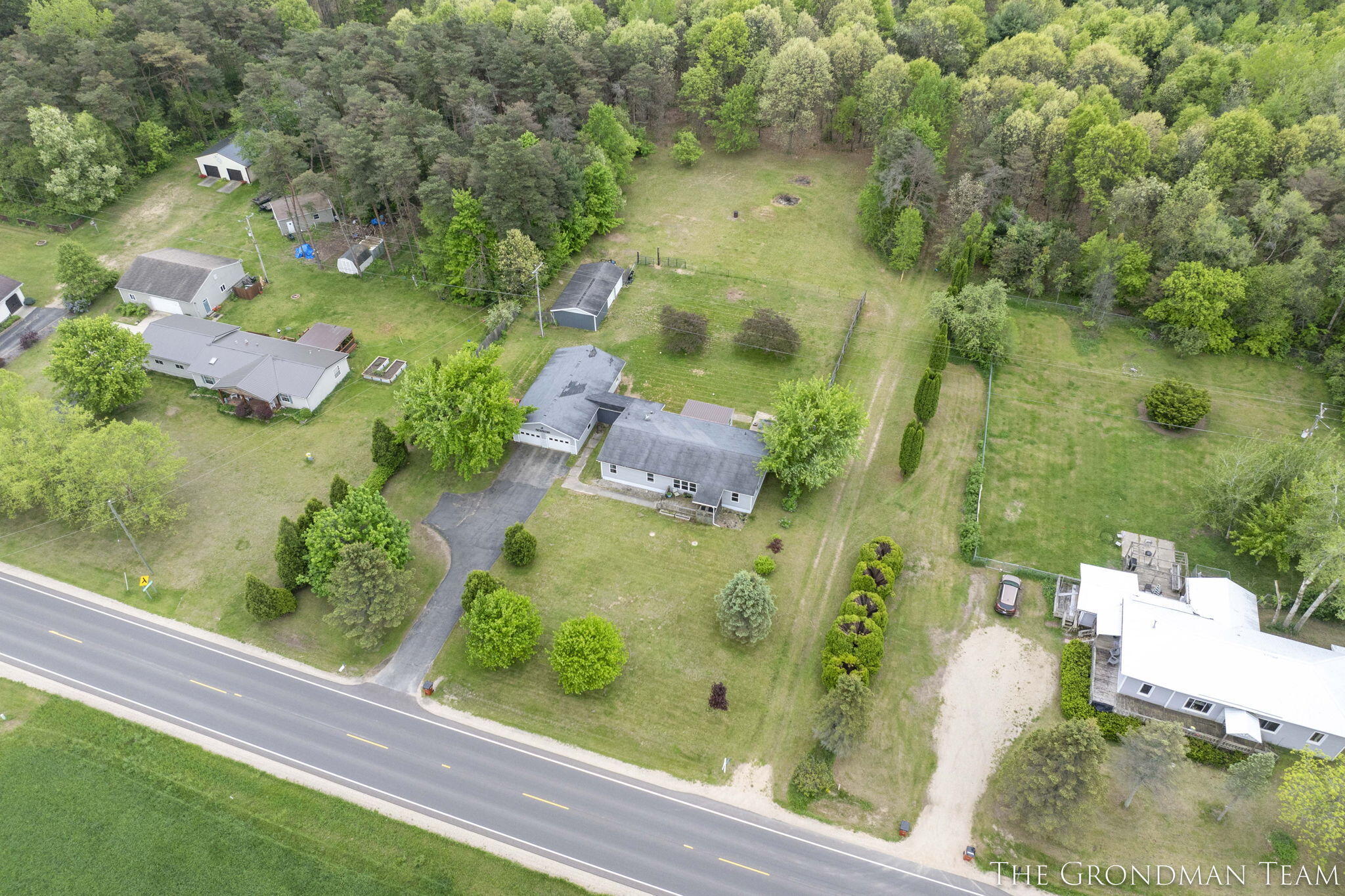11633 Wise Road Greenville, MI 48838 - Photo 5 of 48 6-web-or-mls-11633-wise-rd