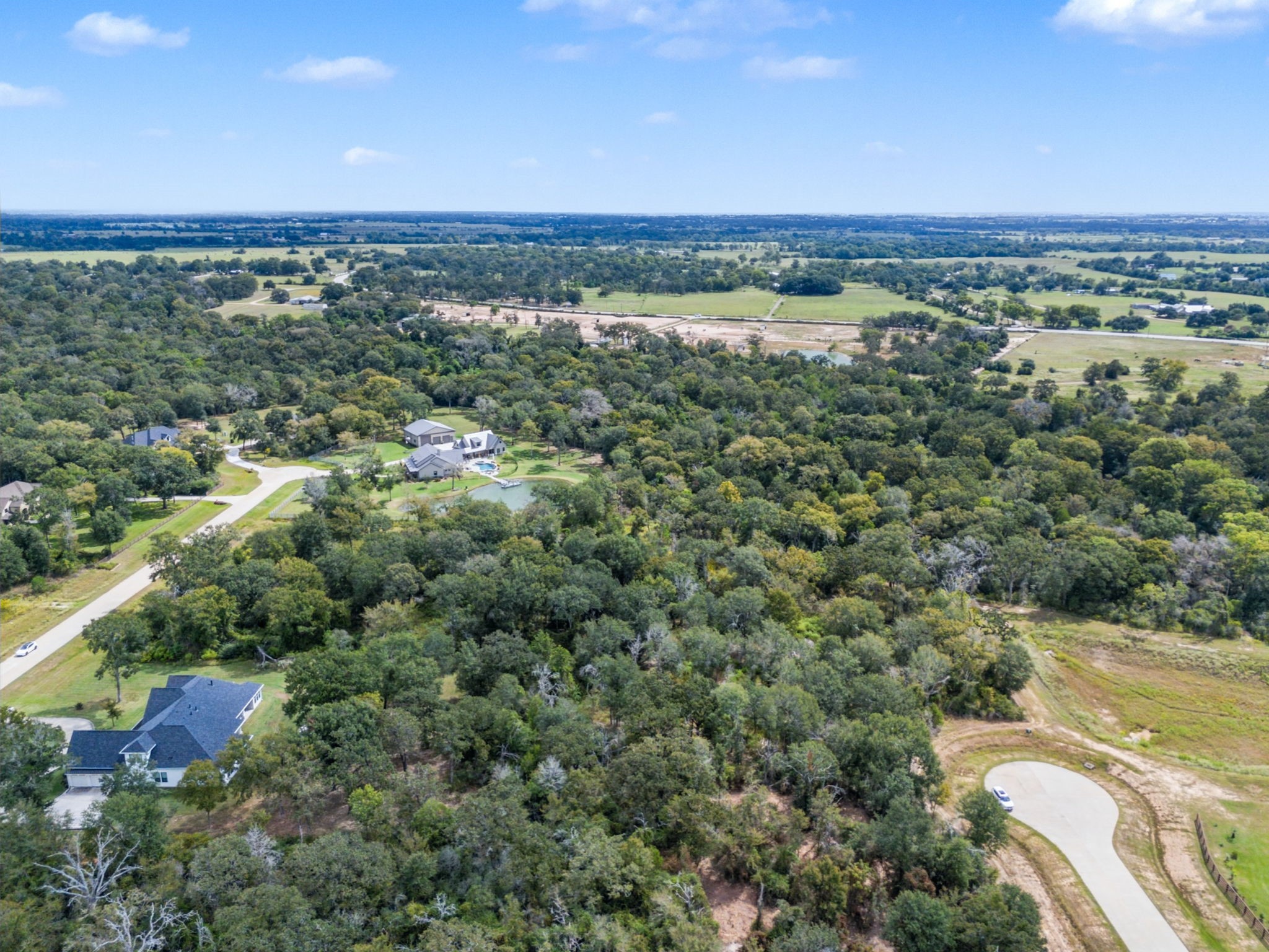 405 Silverton Circle Hempstead, TX 77445 - Photo 8 of 15 a view of a city