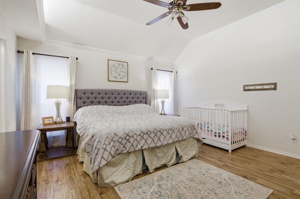 729 Bent Tree Court Hurst, TX 76054 - Photo 12 of 23