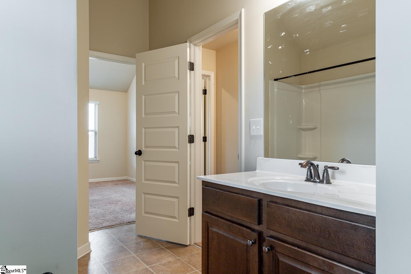 409 Simsbury Way Greer, SC 29650 - Photo 23 of 32 Gallery Image 23