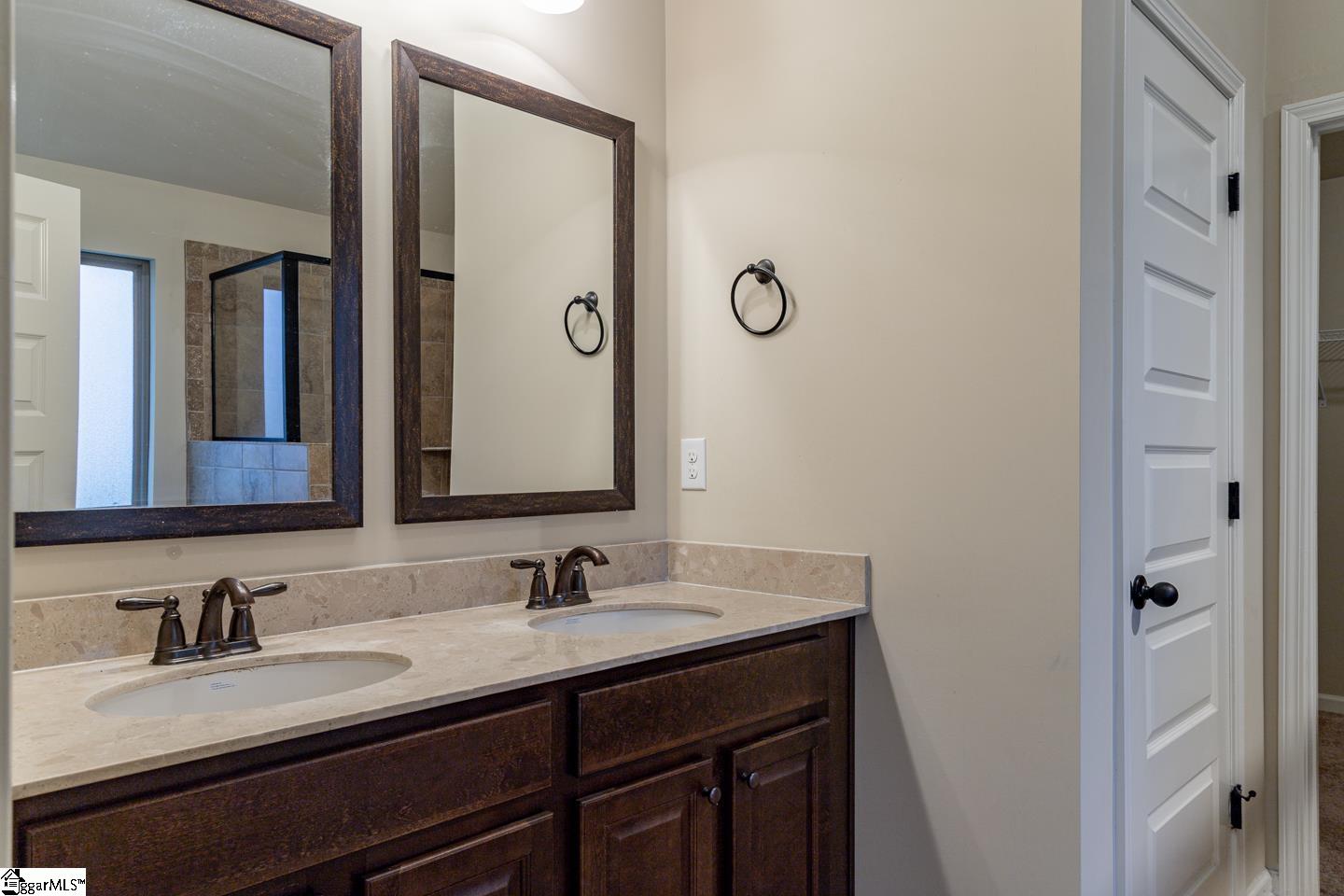 409 Simsbury Way Greer, SC 29650 - Photo 24 of 32 Gallery Image 24