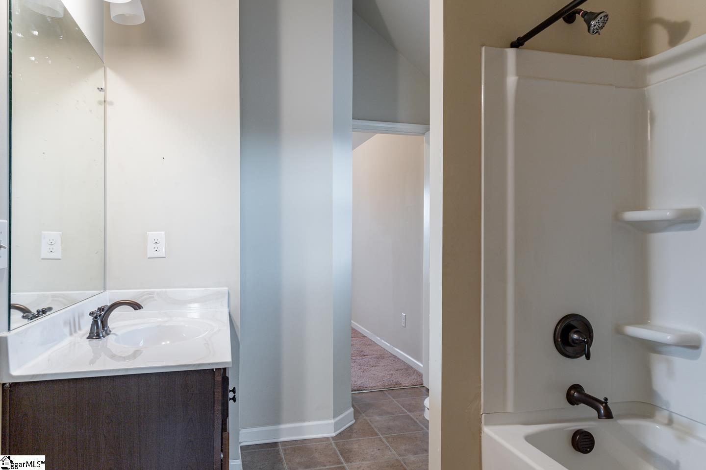 409 Simsbury Way Greer, SC 29650 - Photo 25 of 32 Gallery Image 25