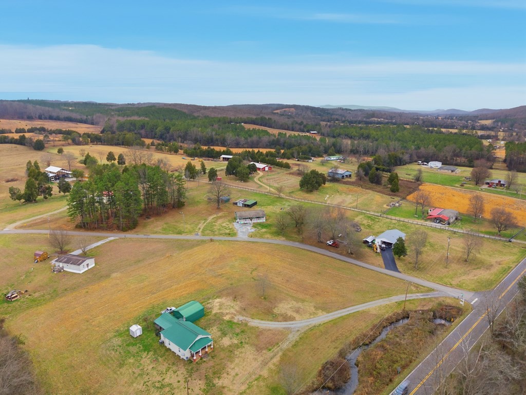 114 Viars Road Philadelphia, TN 37846 - Photo 39 of 45 an aerial view of residential houses with outdoor space and lakeside
