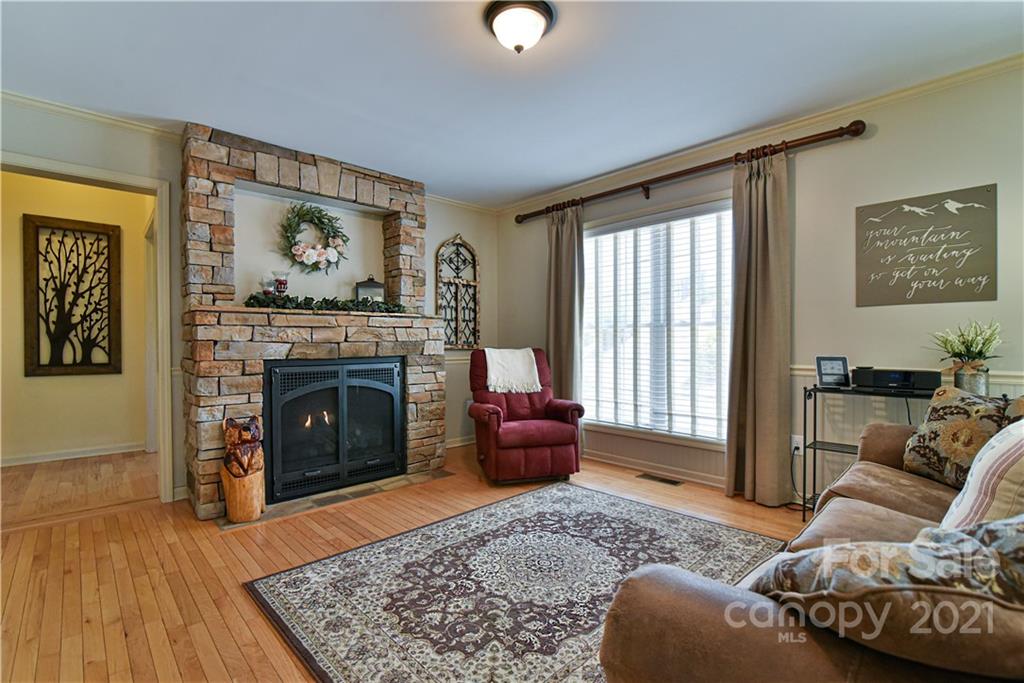 11 Laurel Branch Road Marshall, NC 28753 - Photo 10 of 47 Gallery Image 10