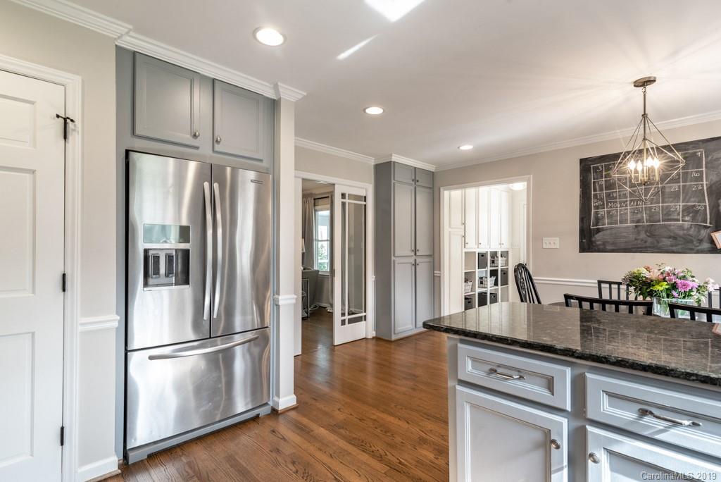 2800 High Ridge Road Charlotte, NC 28270 - Photo 12 of 34 a kitchen with stainless steel appliances granite countertop a refrigerator and a sink