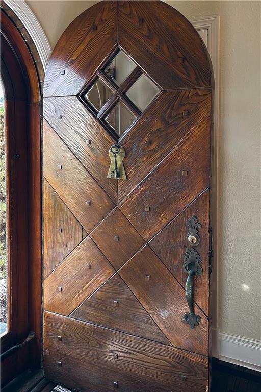 756 Osage Road Pittsburgh, PA 15243 - Photo 3 of 29 a view of water heater room