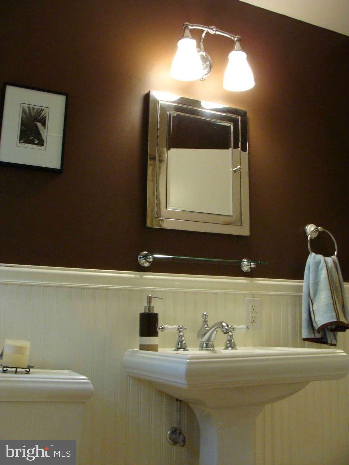 15408 Bond Mill Road Laurel, MD 20707 - Photo 19 of 30 Bath Main Level