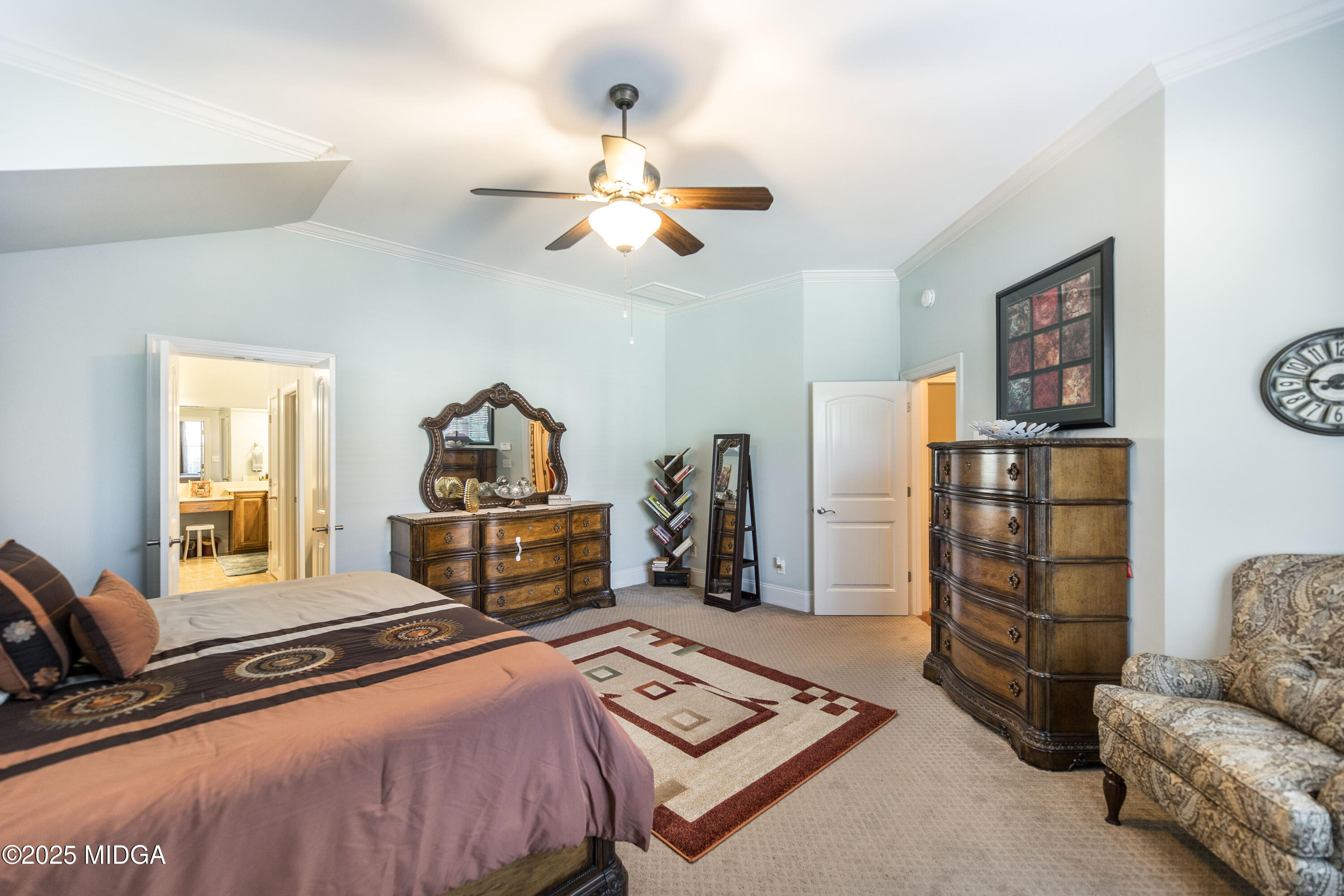 711 Latrobe Way Macon, GA 31220 - Photo 22 of 44 a bedroom with bed and furniture