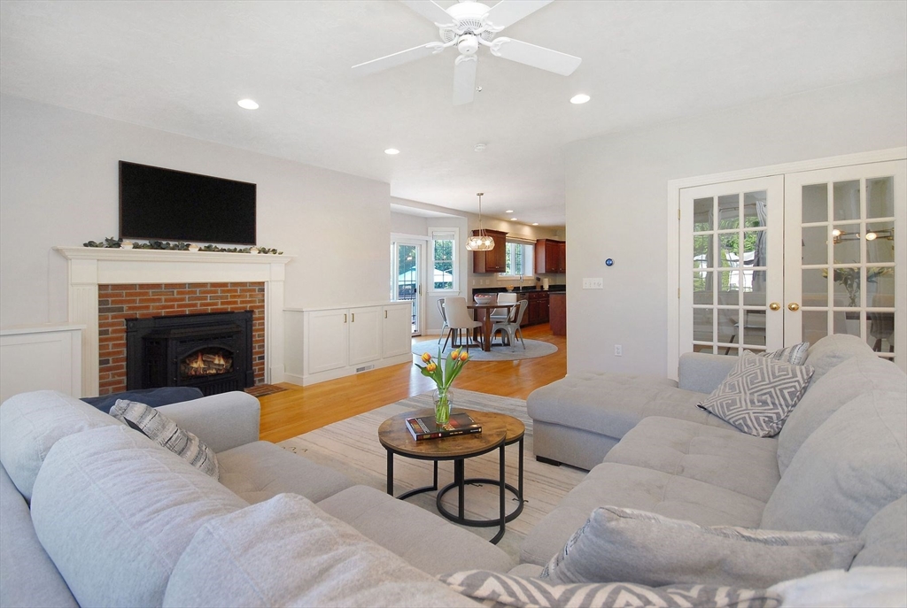 4 Lanes End Road Stow, MA 01775 - Photo 3 of 42