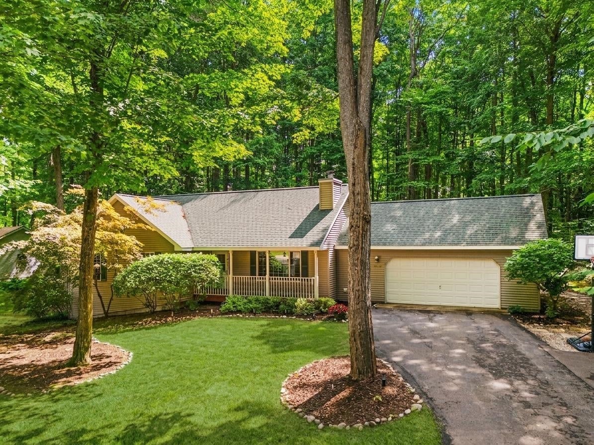 9263 Shorter Lake Road Traverse City, MI 49684 - Photo 1 of 37 Gallery Image 1