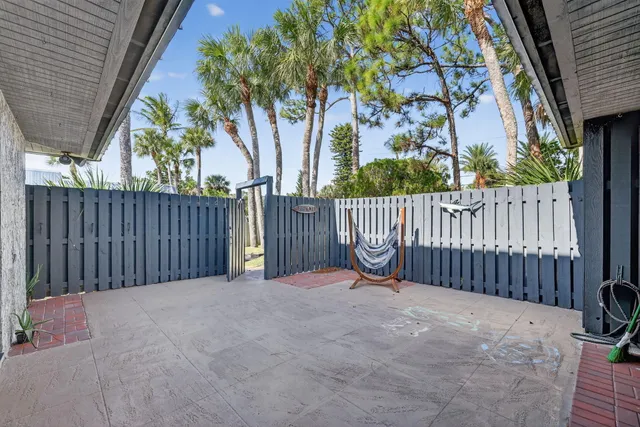 $250,000 | 3860 Jefferson Street, Stuart, FL 34997