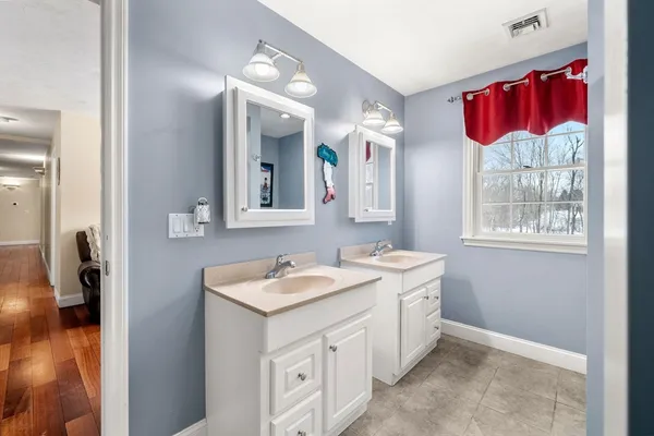 $1,550,000 | 13 Steed Avenue, West Newbury, MA 01985