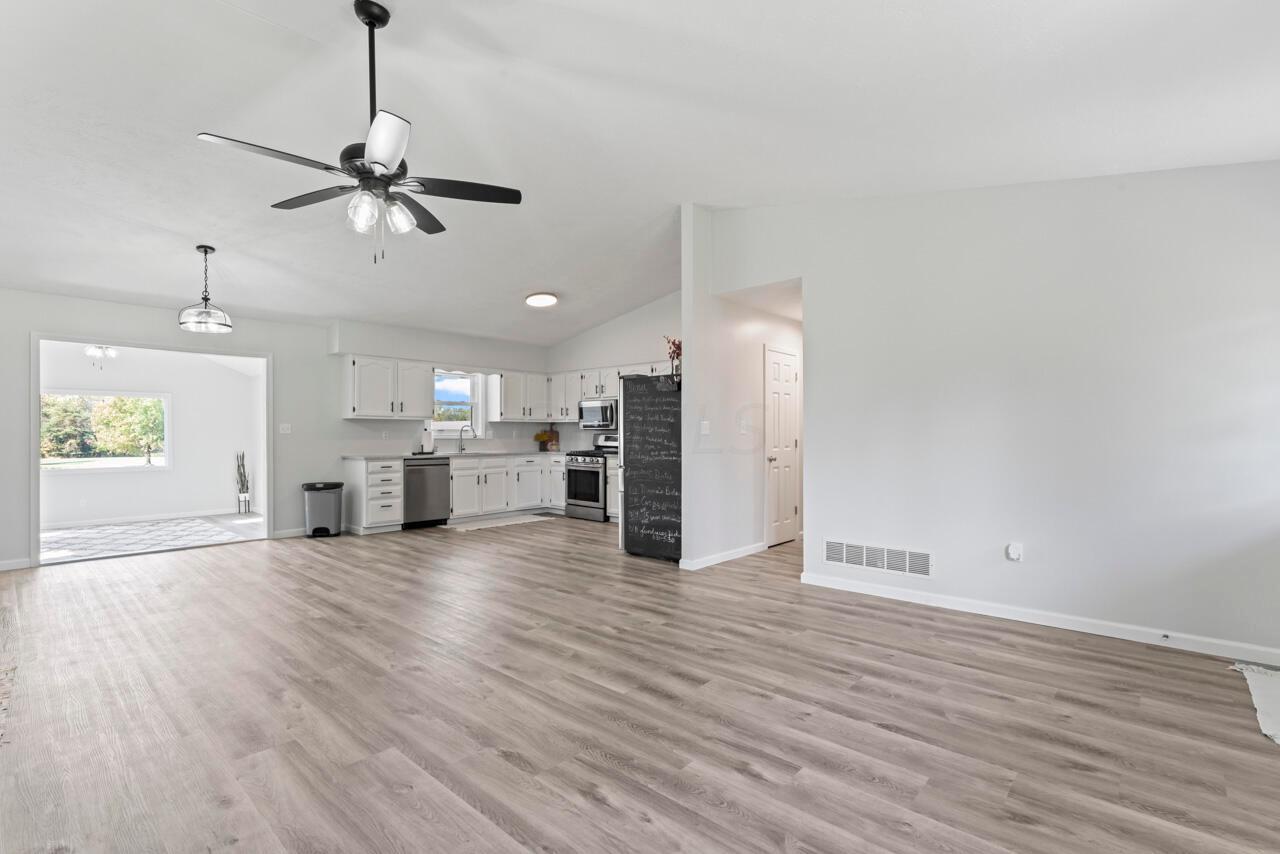 2566 Outville Road Alexandria, OH 43001 - Photo 22 of 52 DSC05479