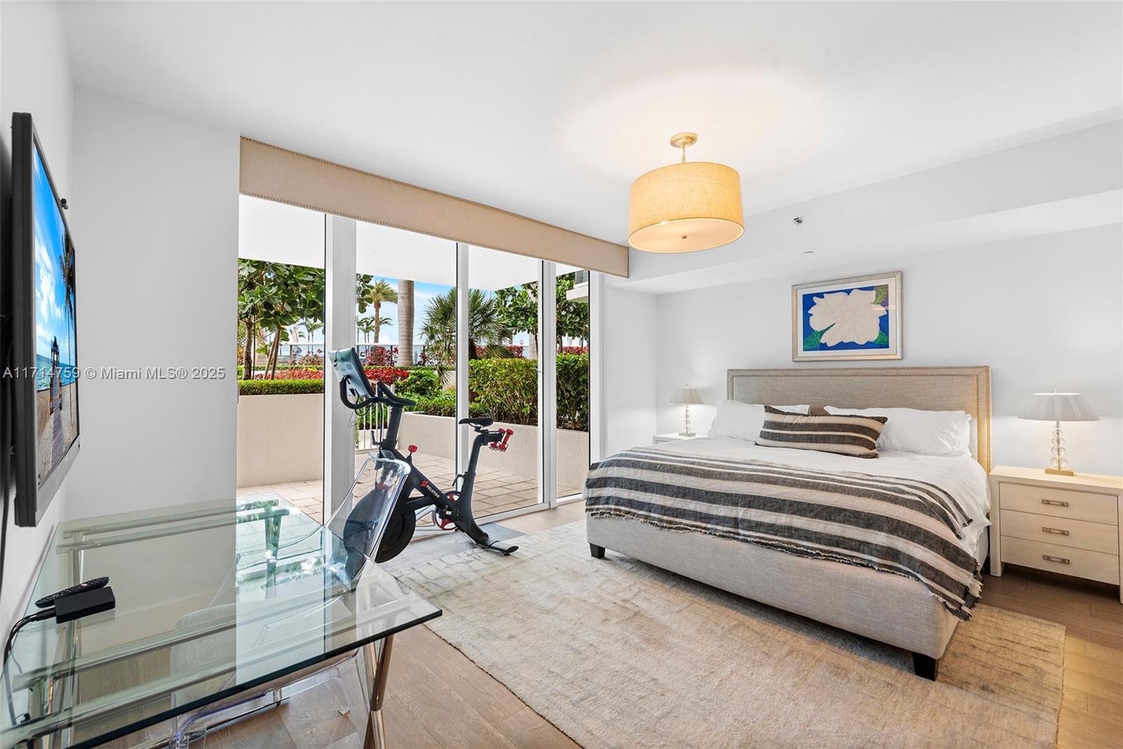 400 Alton Road, Unit 509 Miami Beach, FL 33139 - Photo 20 of 36