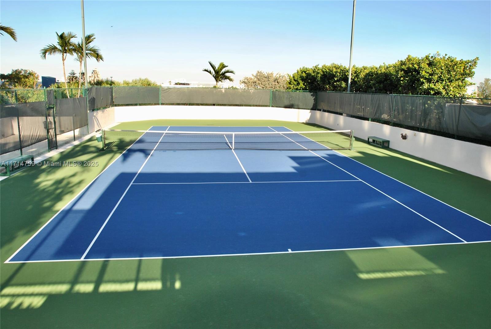 400 Alton Road, Unit 509 Miami Beach, FL 33139 - Photo 35 of 36