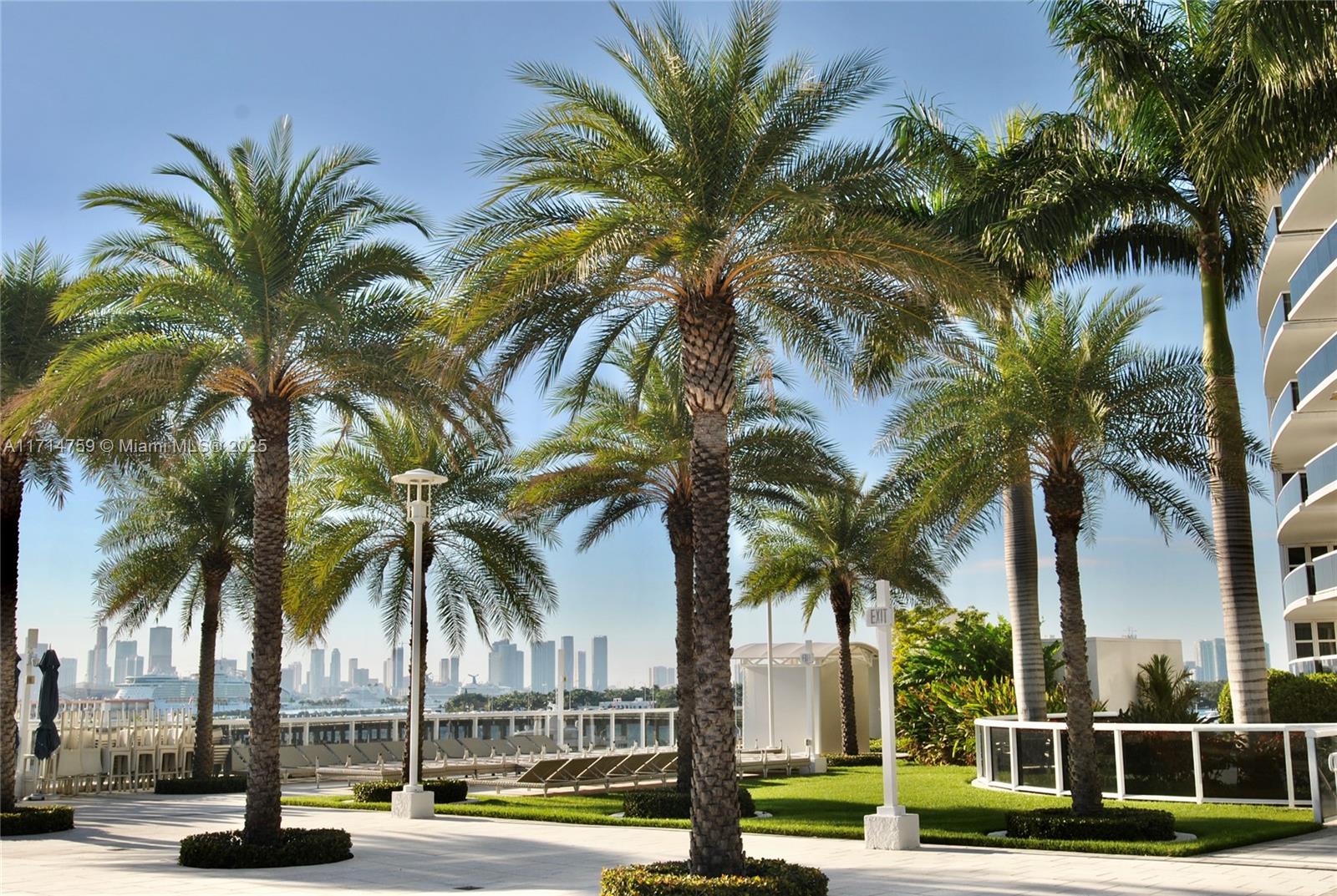 400 Alton Road, Unit 509 Miami Beach, FL 33139 - Photo 36 of 36