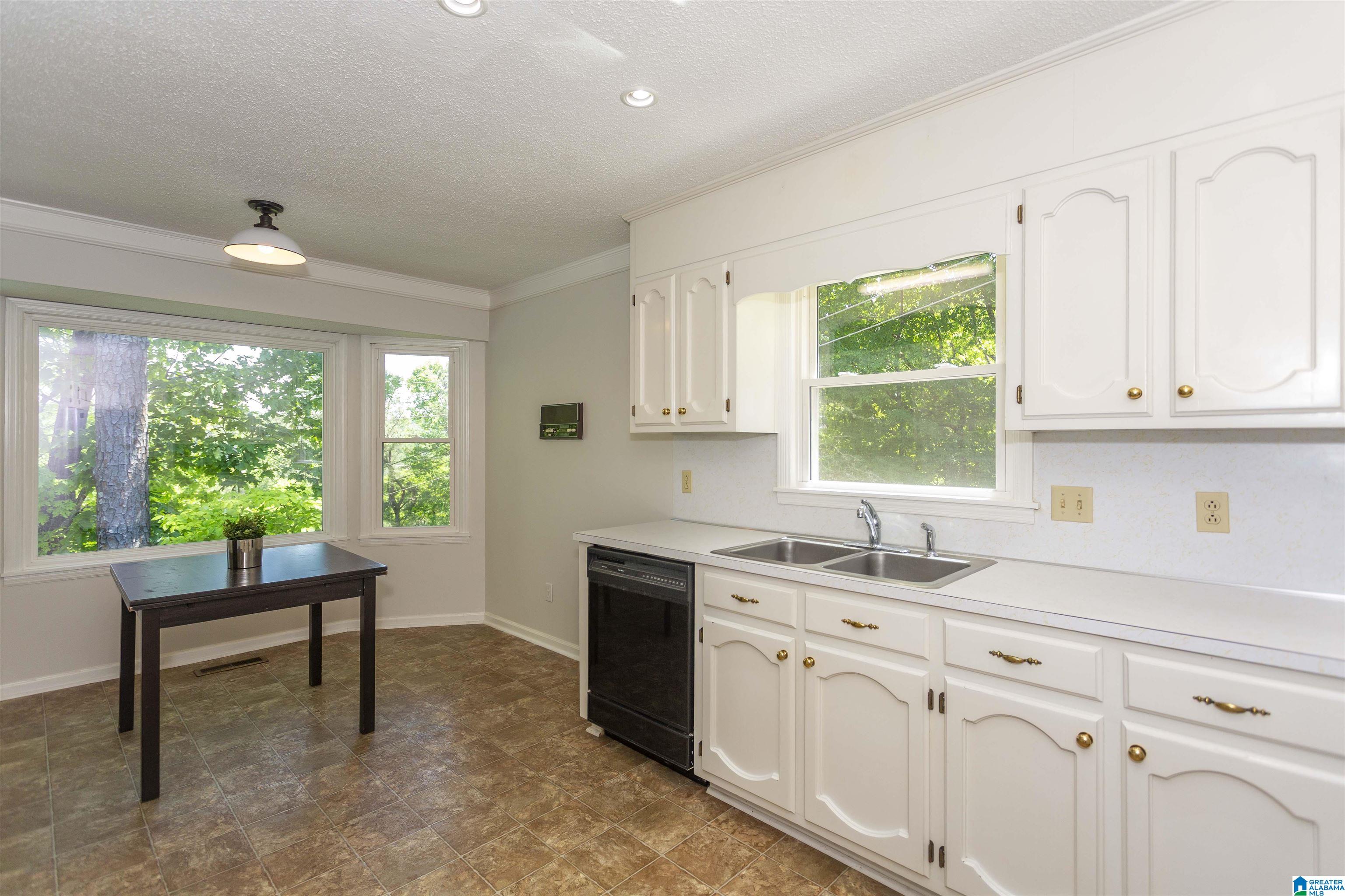 2295 Lime Rock Road Birmingham, AL 35216 - Photo 6 of 34