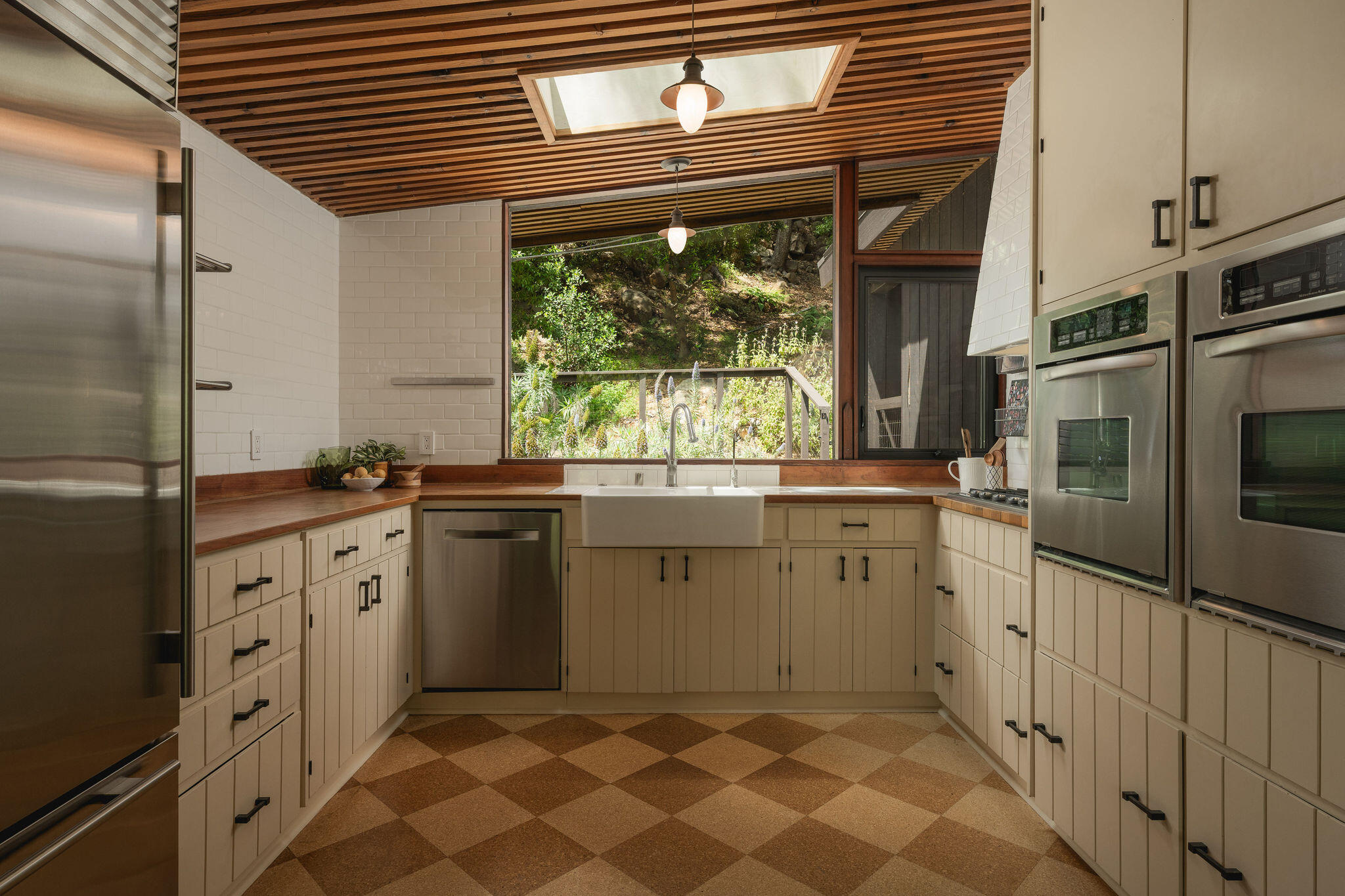 930 Andante Road Santa Barbara, CA 93105 - Photo 19 of 58 JG-930Andante-interior-20
