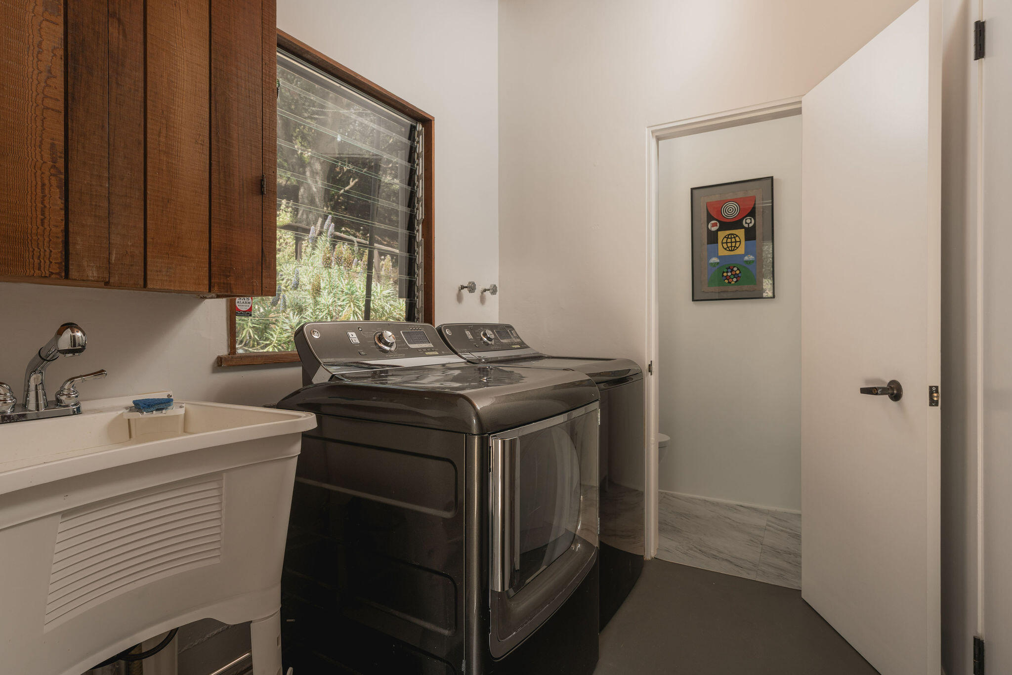 930 Andante Road Santa Barbara, CA 93105 - Photo 44 of 58 JG-930Andante-interior-38