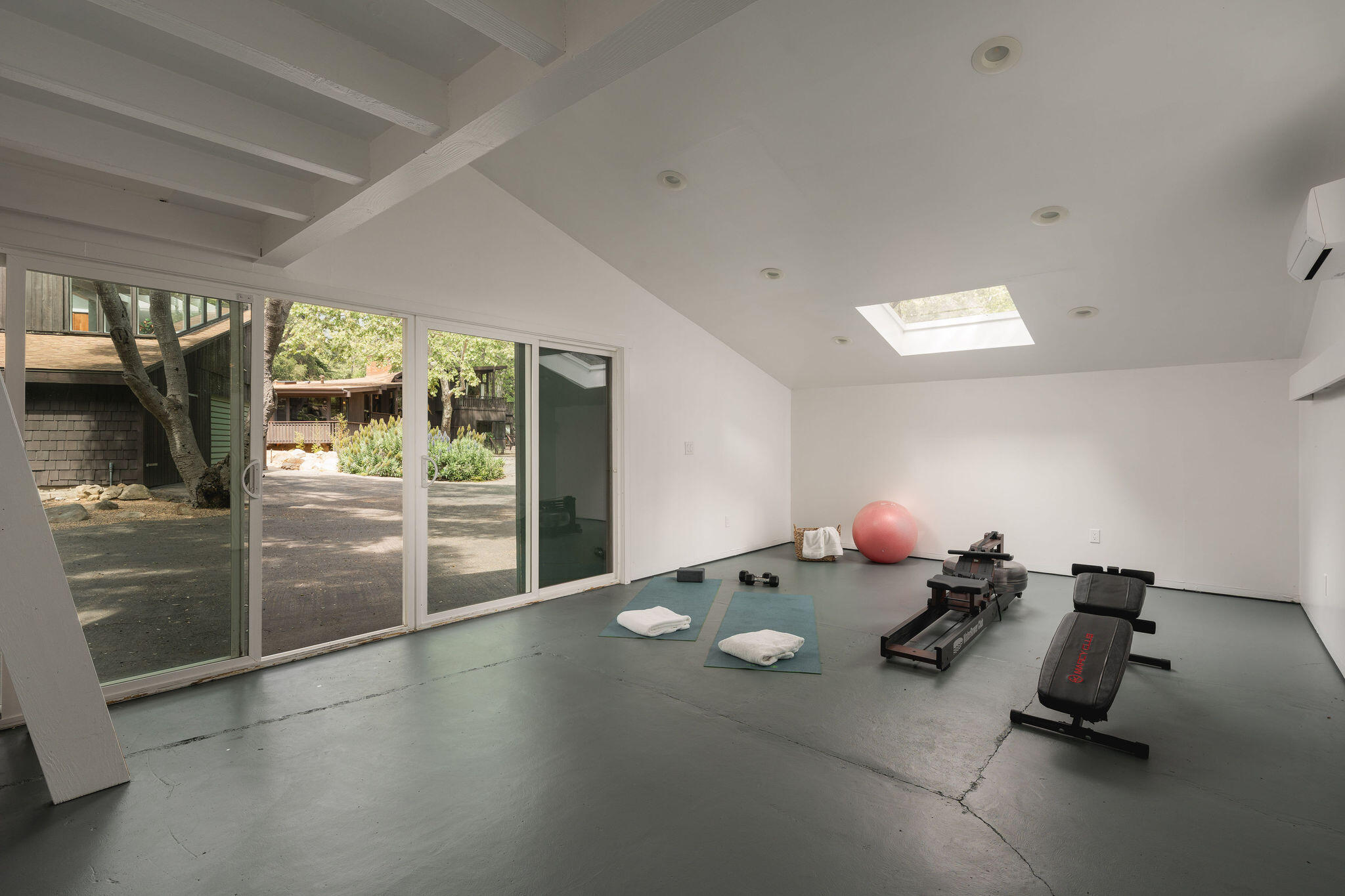 930 Andante Road Santa Barbara, CA 93105 - Photo 52 of 58 JG-930Andante-interior-47
