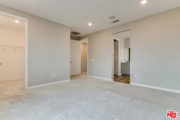 $5,800 | 713 Daniel Freeman Circle, Inglewood, CA 90301