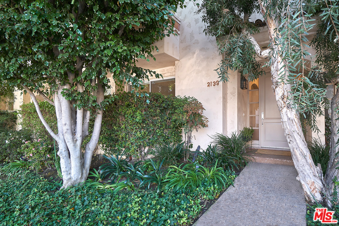 2139 Colby Avenue Los Angeles, CA 90025 - Photo 29 of 30