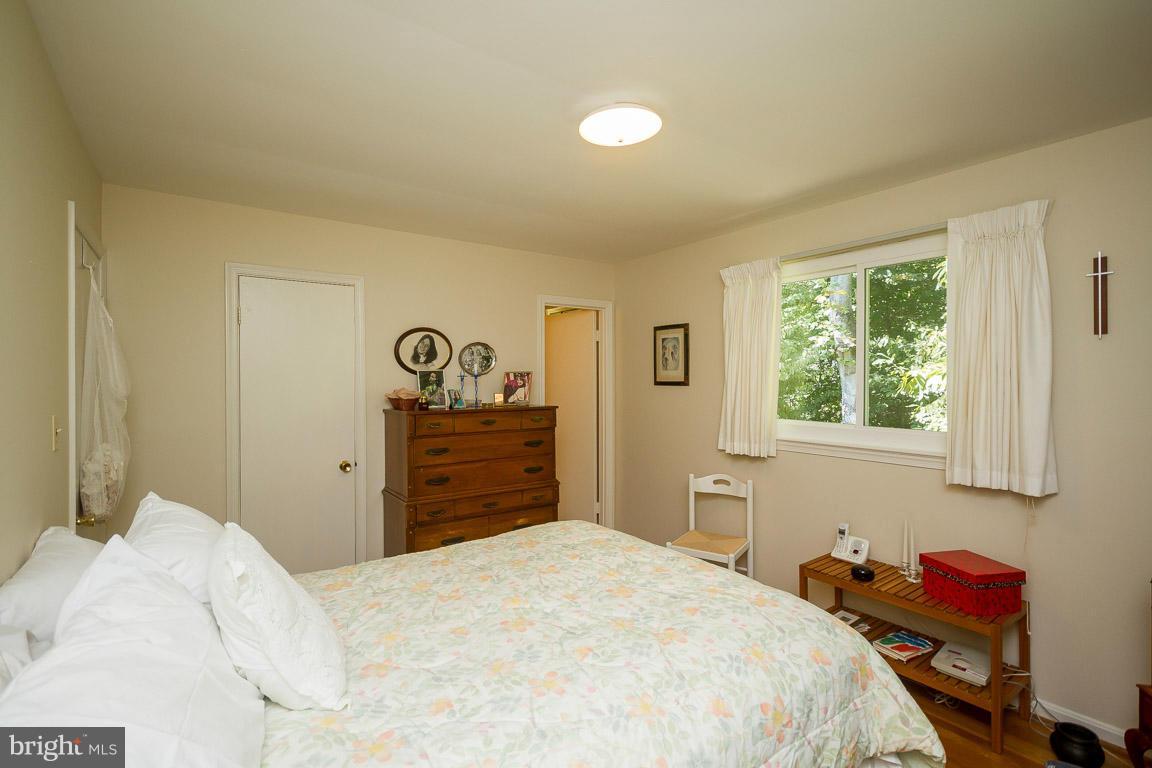 6802 Quebec Court Springfield, VA 22152 - Photo 12 of 30 Master Bedroom