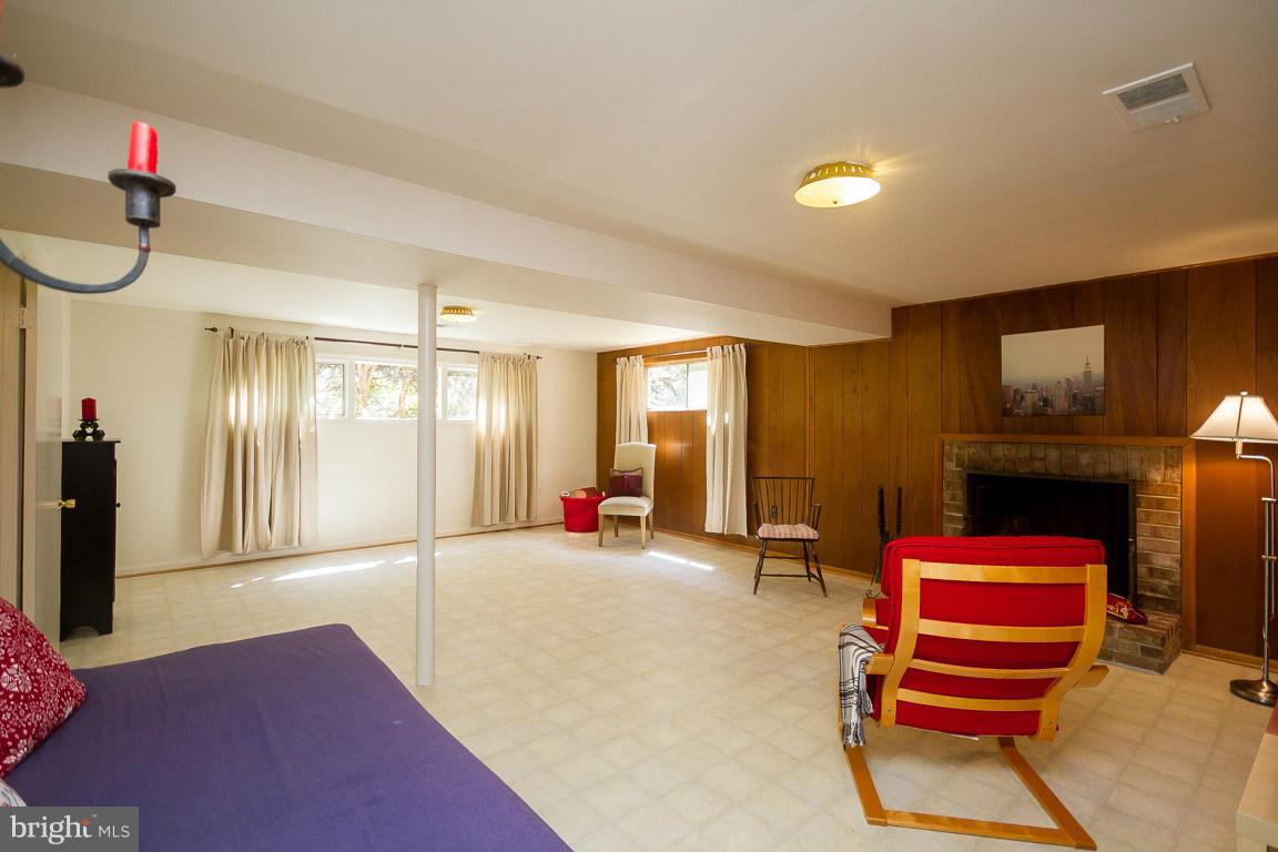 6802 Quebec Court Springfield, VA 22152 - Photo 19 of 30 Rec Room