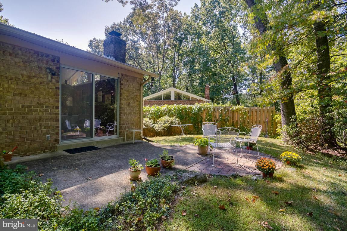 6802 Quebec Court Springfield, VA 22152 - Photo 22 of 30 Patio