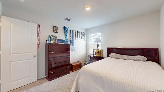 $2,400 | 4021 Lilac Path, St. Hedwig, TX 78152