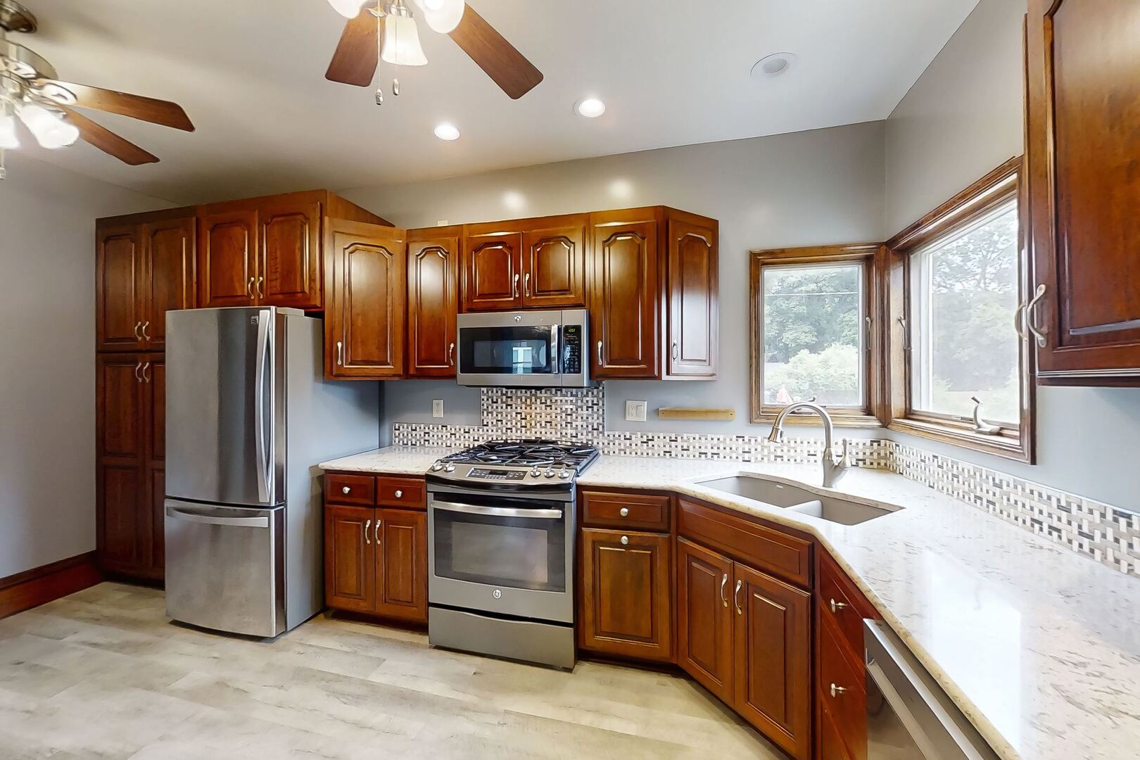 810 South Fell Avenue Normal, IL 61761 - Photo 18 of 55