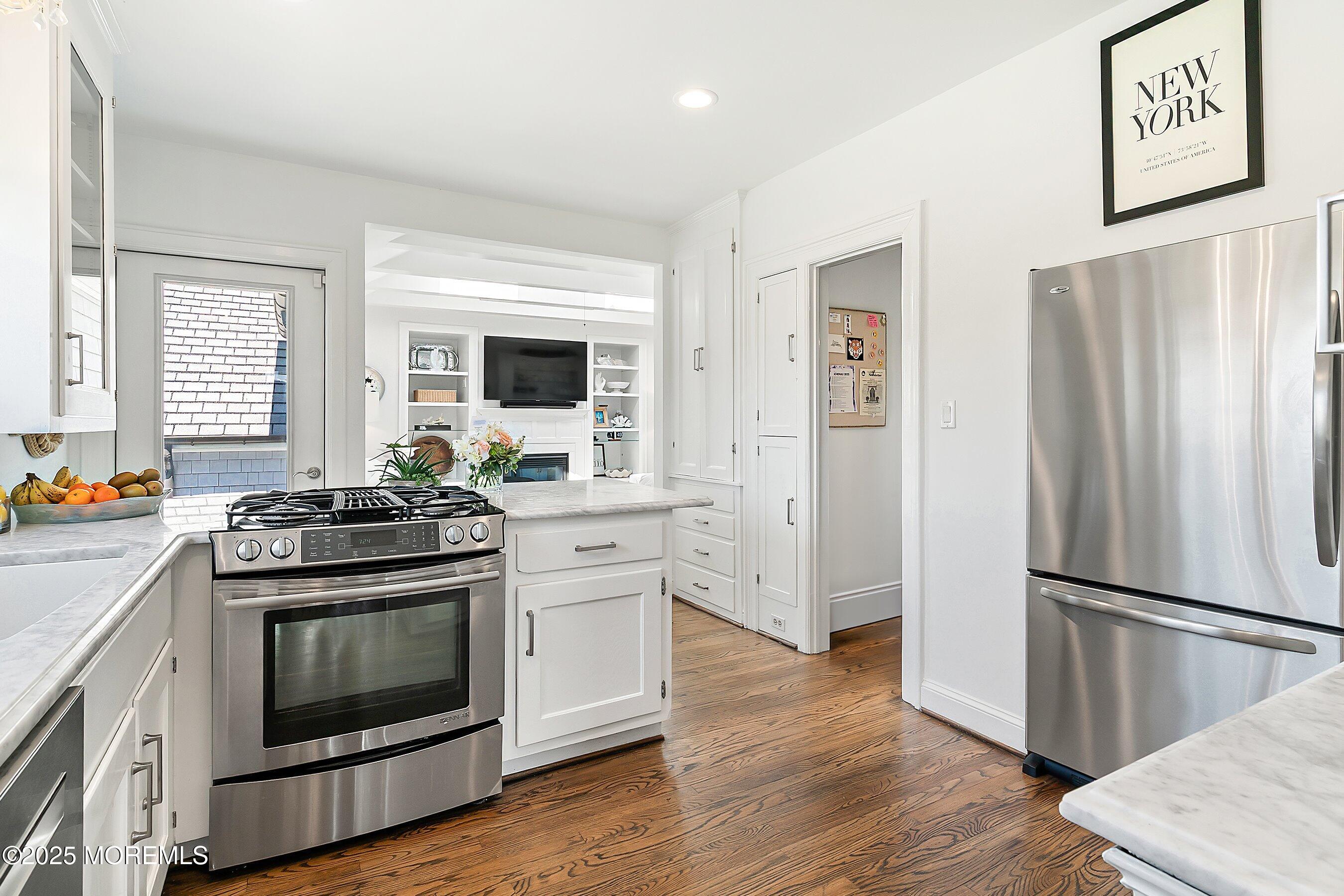 10 Howell Avenue Spring Lake, NJ 07762 - Photo 22 of 71 28-Kitchen 1C