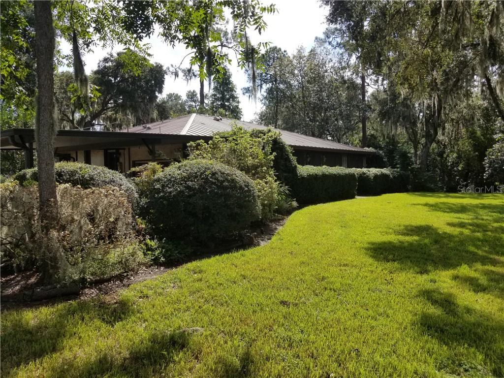 10075 McIntosh Road Dover, FL 33527 - Photo 1 of 1