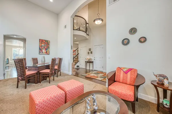 $950,000 | 10509 North Sierra Vista Avenue, Fresno, CA 93730