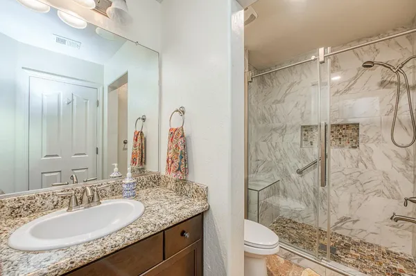 $950,000 | 10509 North Sierra Vista Avenue, Fresno, CA 93730