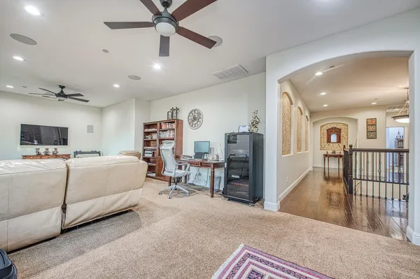 $950,000 | 10509 North Sierra Vista Avenue, Fresno, CA 93730