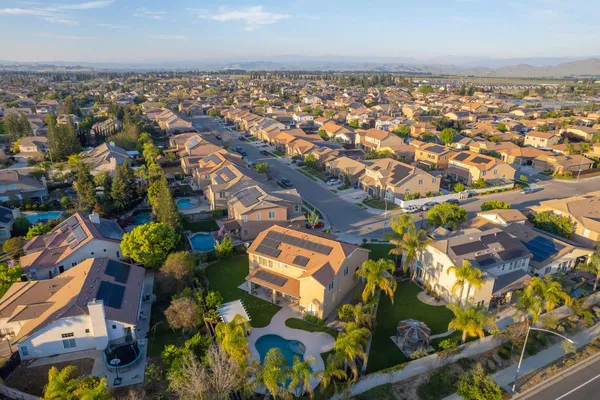 $950,000 | 10509 North Sierra Vista Avenue, Fresno, CA 93730