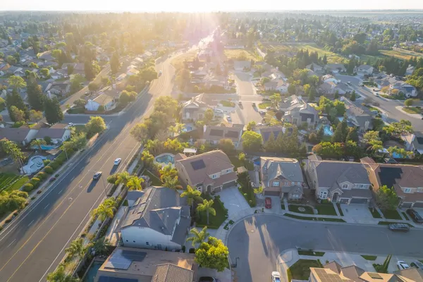 $950,000 | 10509 North Sierra Vista Avenue, Fresno, CA 93730