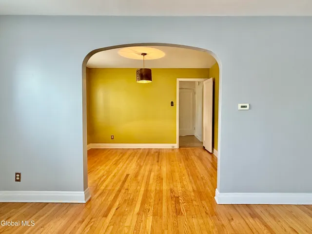 $249,900 | 512 3rd Ave Extension, East Greenbush, NY 12144