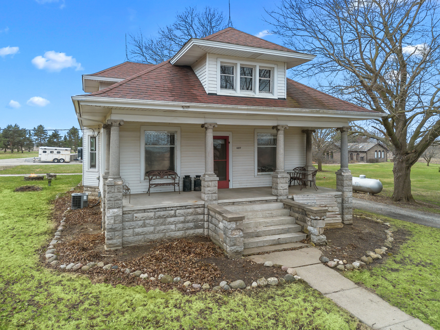6217 Broadway Road Richmond, IL 60071 - Photo 1 of 38 Gallery Image 1