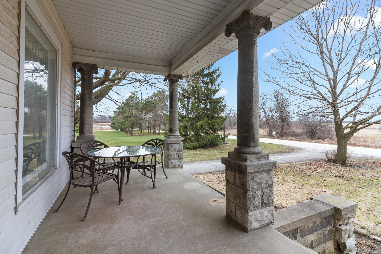 6217 Broadway Road Richmond, IL 60071 - Photo 4 of 38 Gallery Image 4