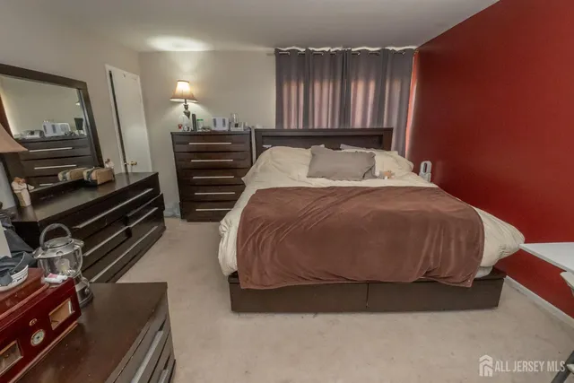 $475,000 | 23 Borelle Square, Parlin, NJ 08859