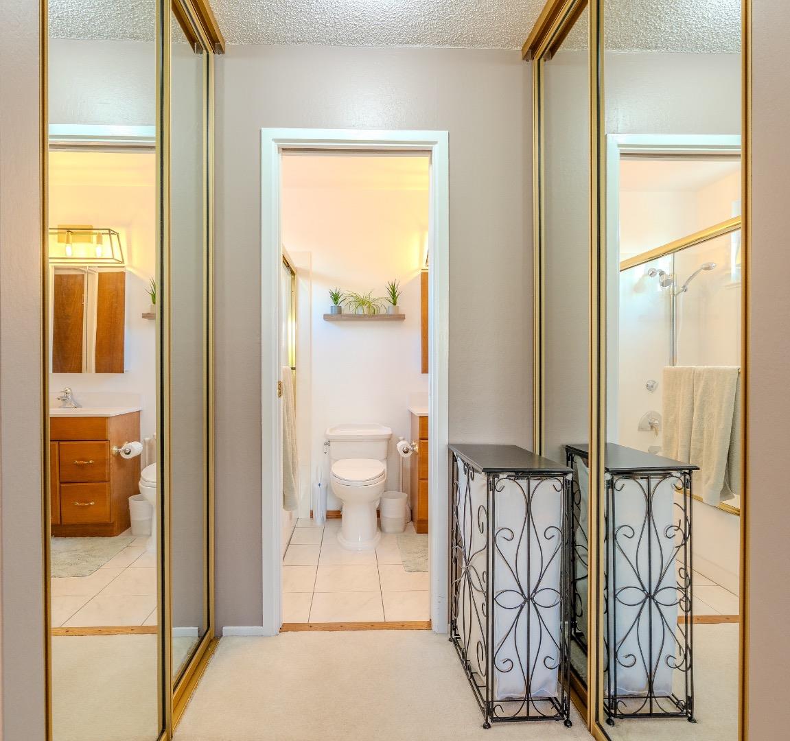 42 Eastridge Circle Pacifica, CA 94044 - Photo 22 of 33 a view of an entryway with wooden floor