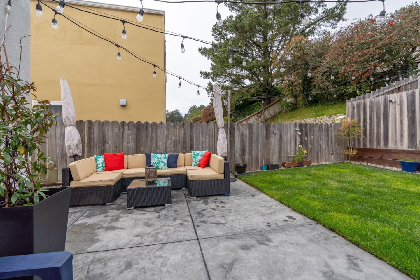 42 Eastridge Circle Pacifica, CA 94044 - Photo 30 of 33 a view of an outdoor sitting area in the backyard