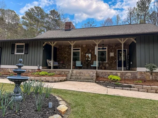 $650,000 | 37 Jeffrey Road Southeast, Cartersville, GA 30120