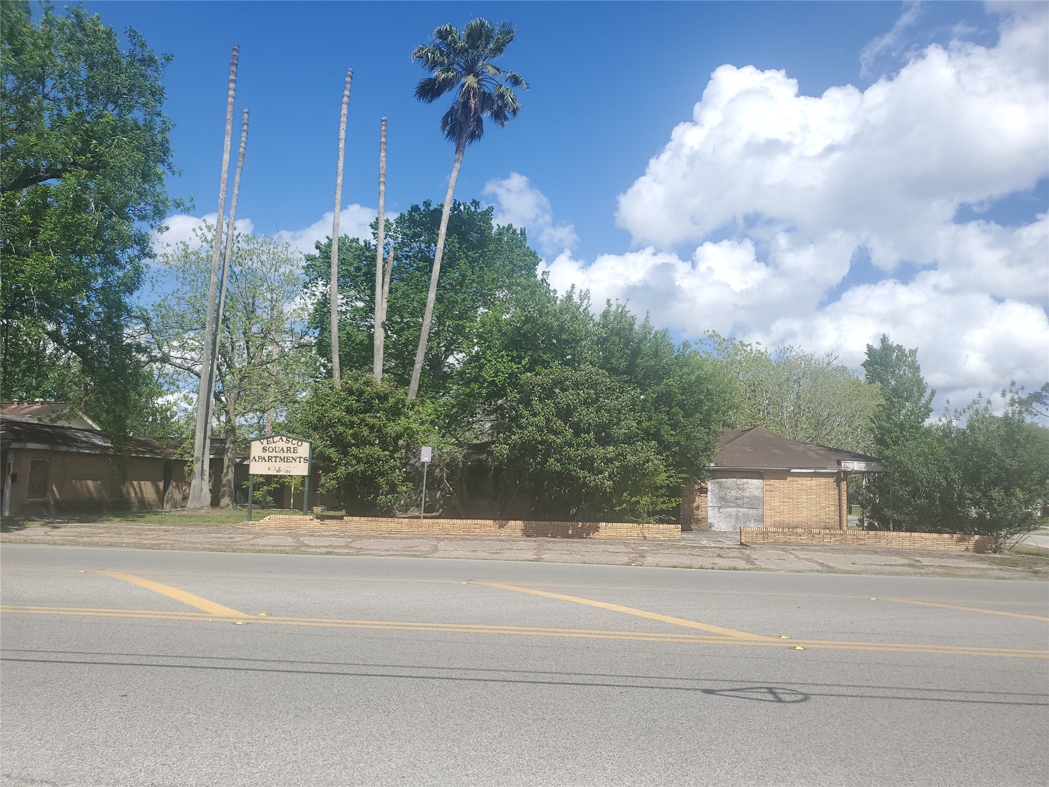 708 North Velasco Street, Unit N Angleton, TX 77515 - Photo 4 of 13