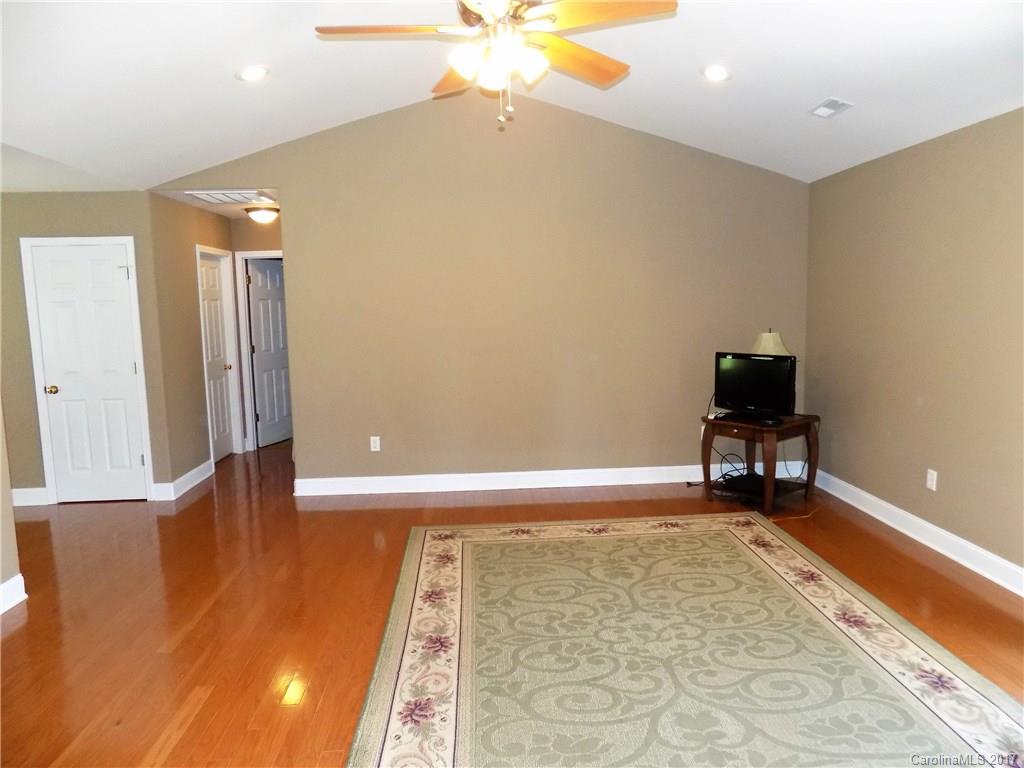1800 Furnace Road Lincolnton, NC 28092 - Photo 12 of 24 Gallery Image 12