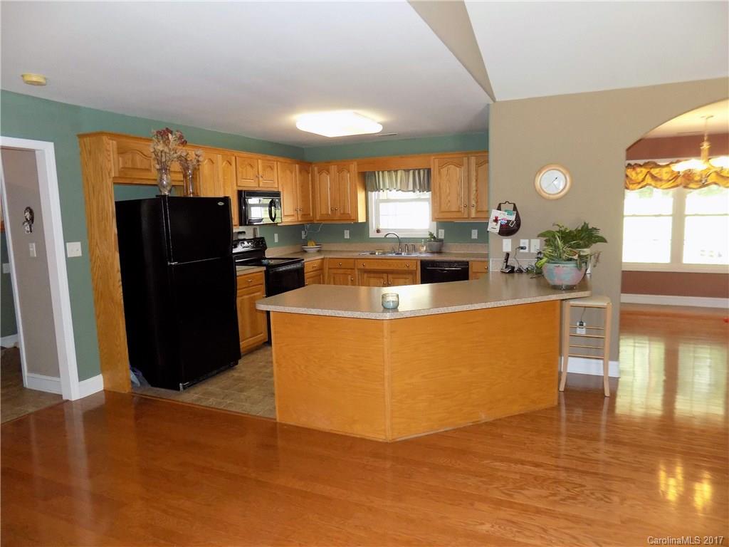 1800 Furnace Road Lincolnton, NC 28092 - Photo 10 of 24 Gallery Image 10