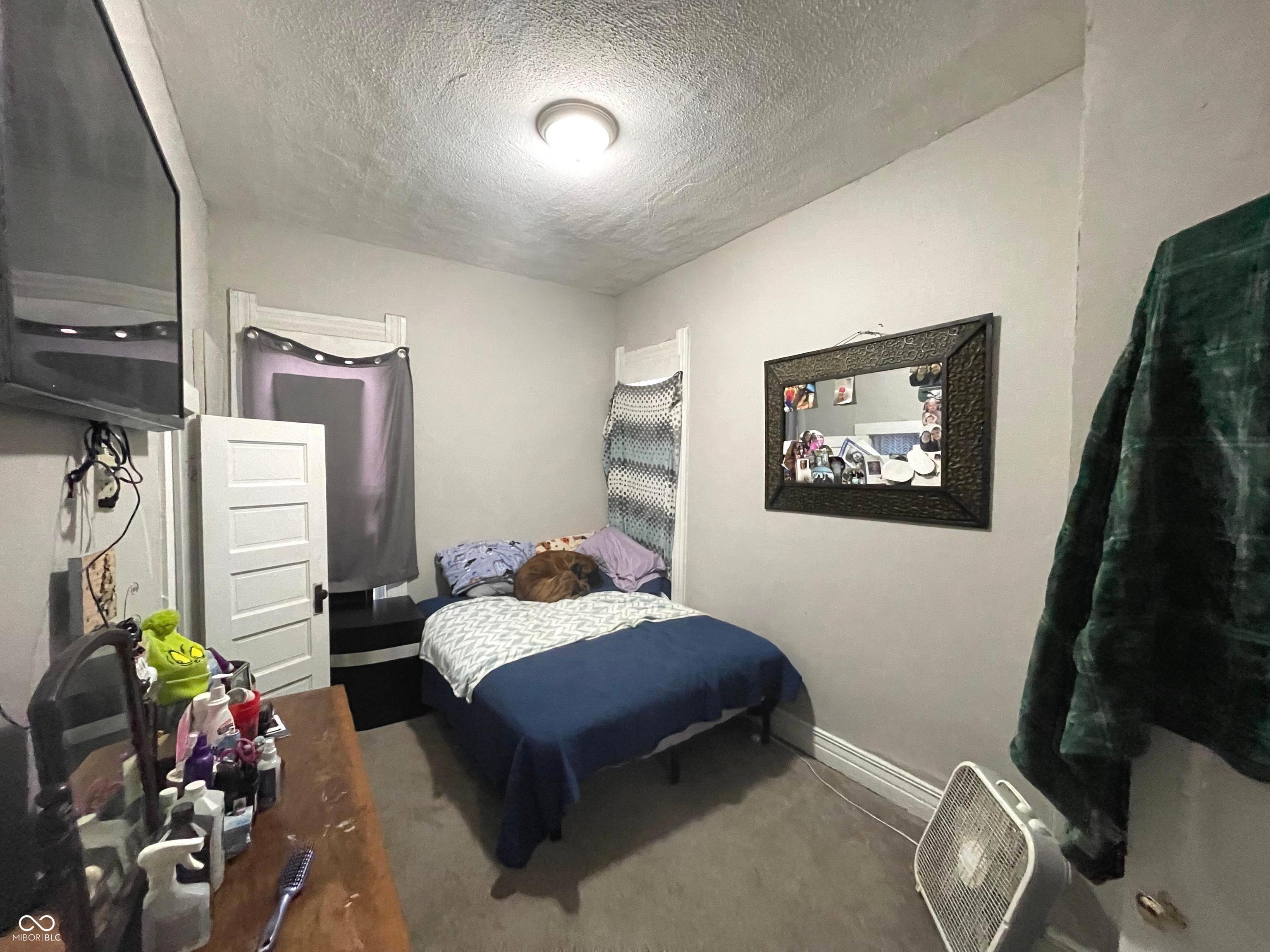 931 West 3rd Street Anderson, IN 46016 - Photo 6 of 14